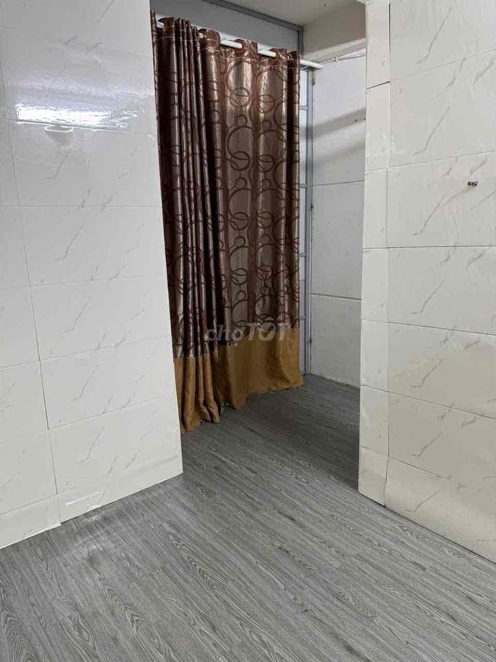 Cho thuê phòng trọ, có máy lạnh, máy giặt