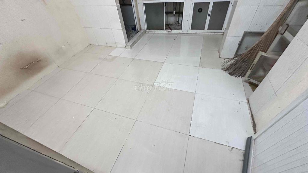 Q4 giờ giấc tự do không chung chủ