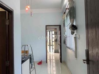 1pn bancon lớn ngay Trung tâm Q4