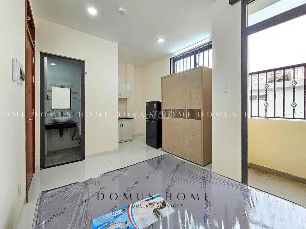 Studio bancon đủ nội thất