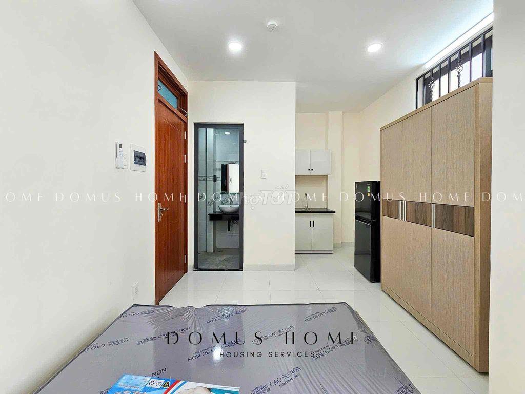 Studio bancon đủ nội thất