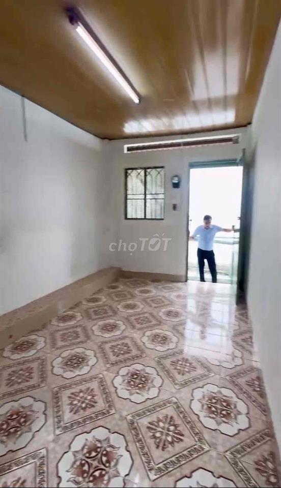 3tr5 điện nhà nước Q4