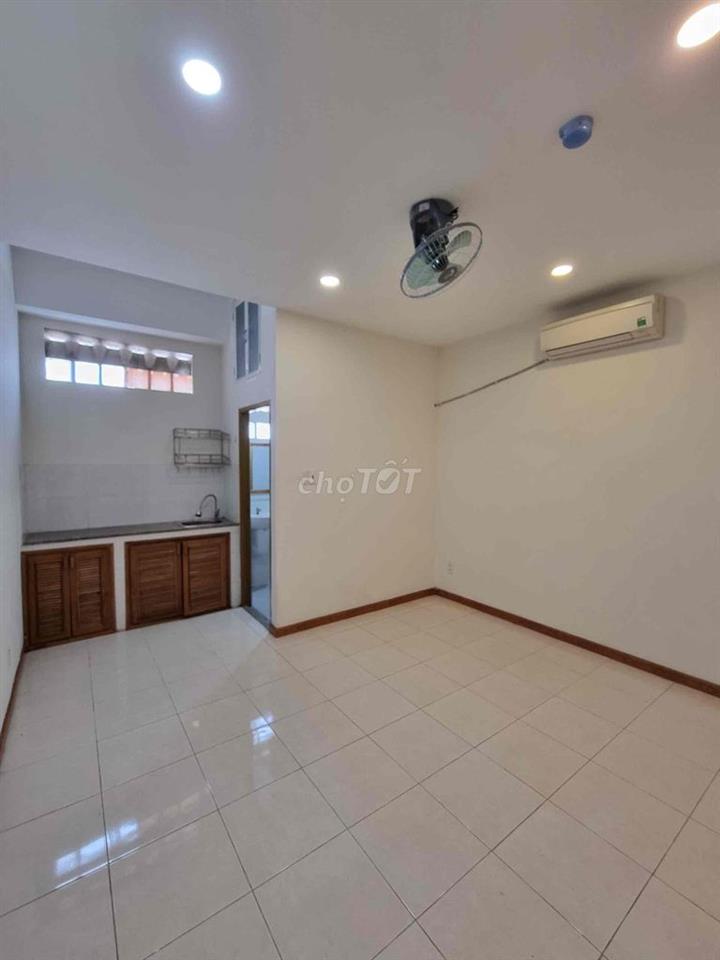 3tr5 ngay trung tâm Q7 phí siêu rẻ
