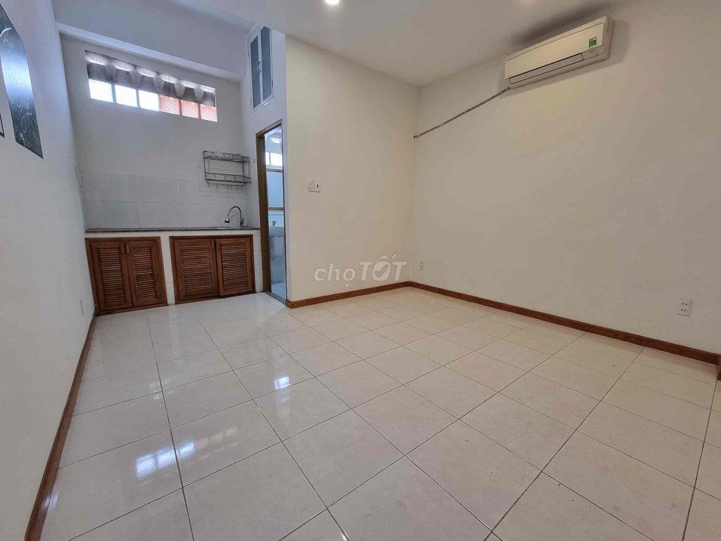 3tr5 ngay trung tâm Q7 phí siêu rẻ