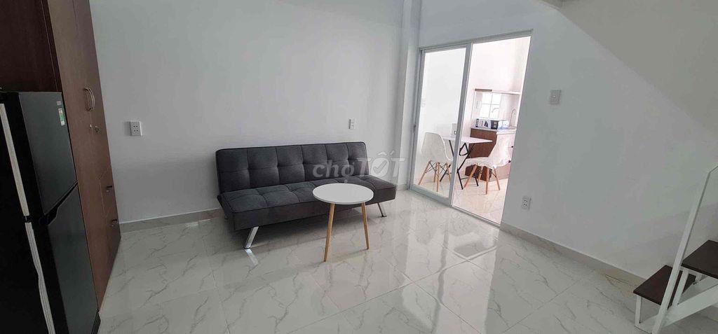 Dulex tách bếp bancon lớn chỉ 5tr5 bao hết phí