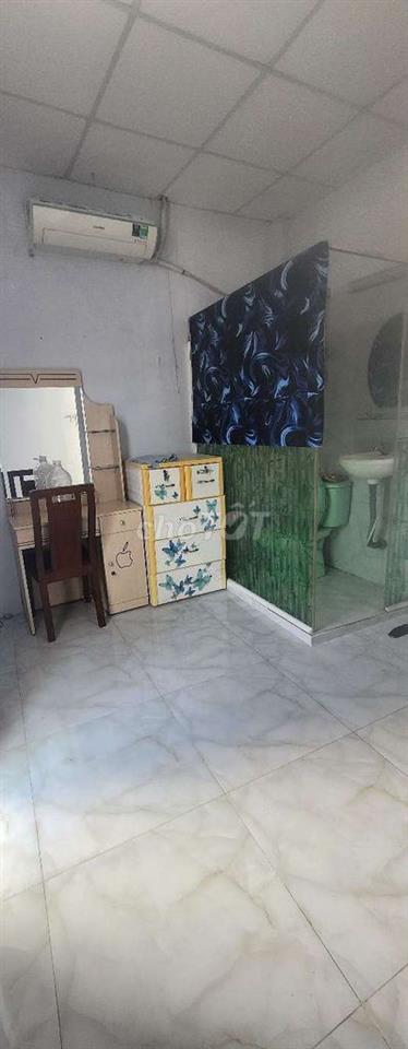 phòng máy lạnh 