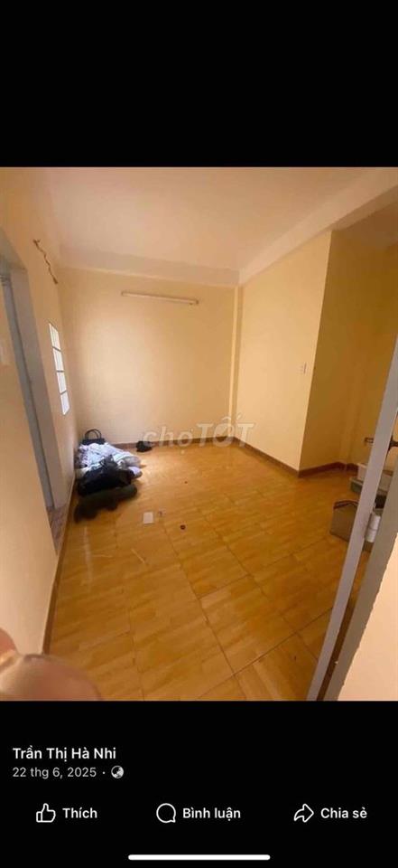 Phòng 20m2 toilet riêng tầng 2