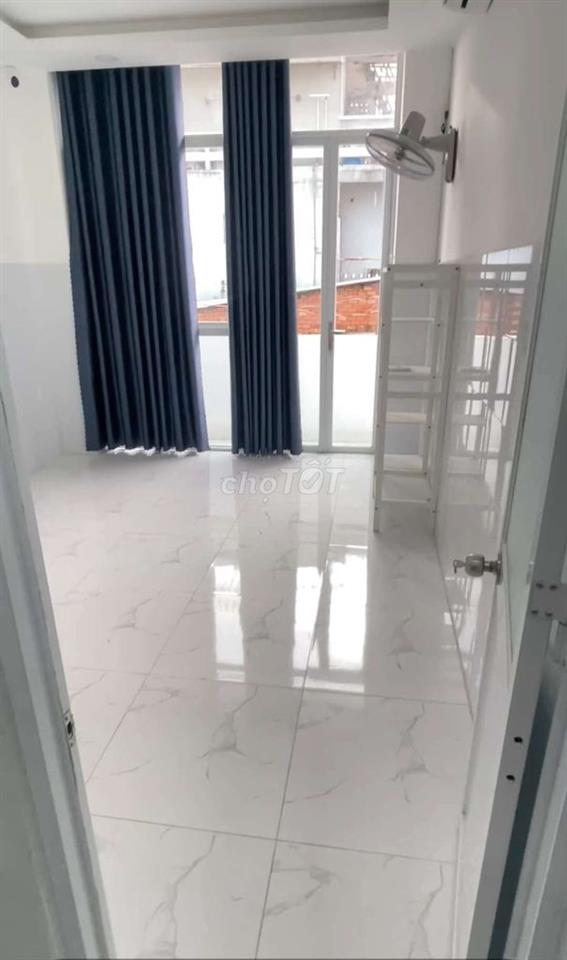 🏡 CHO THUÊ PHÒNG – BẾN VÂN ĐỒN, QUẬN 4