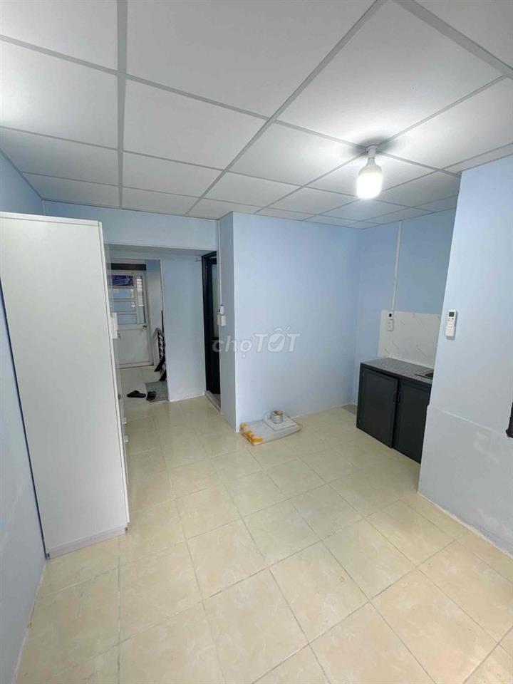 Phòng studio full NT 2 cửa sổ thoáng