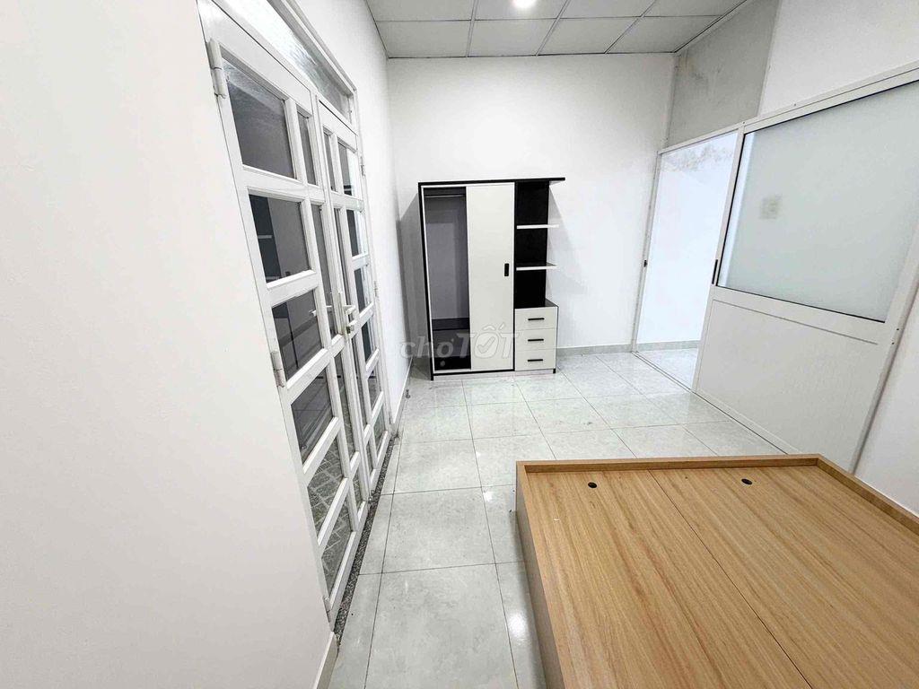 Cho thuê 2P 18m2 bancong full NT giá 3,8tr