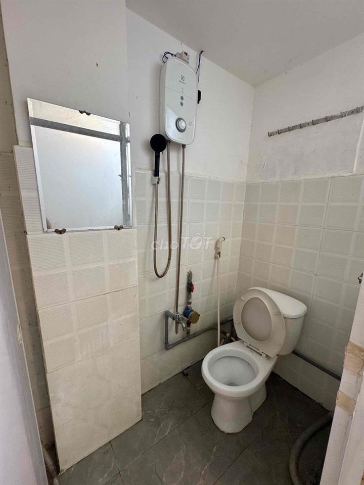 Phòng trọ 3tr NTCB ở đường số 45 q4