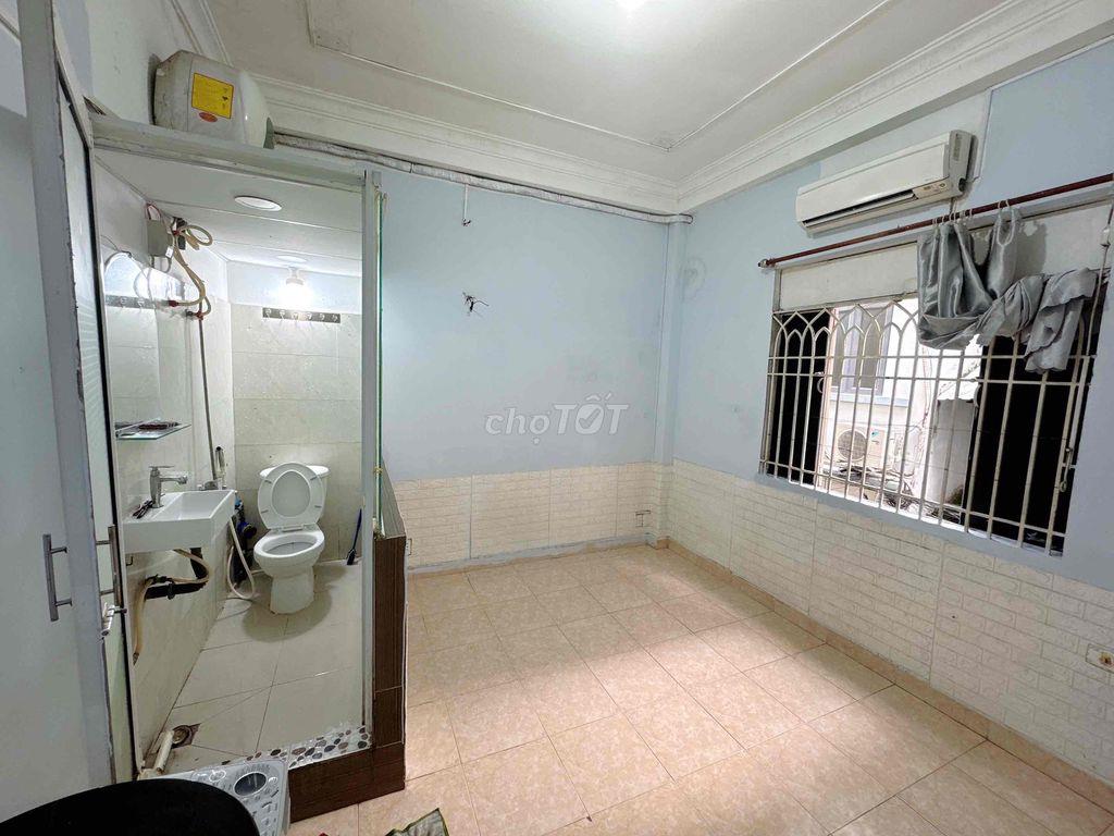 Phòng 20m2 full NT ở MT đường số 45 cửa sổ thoáng