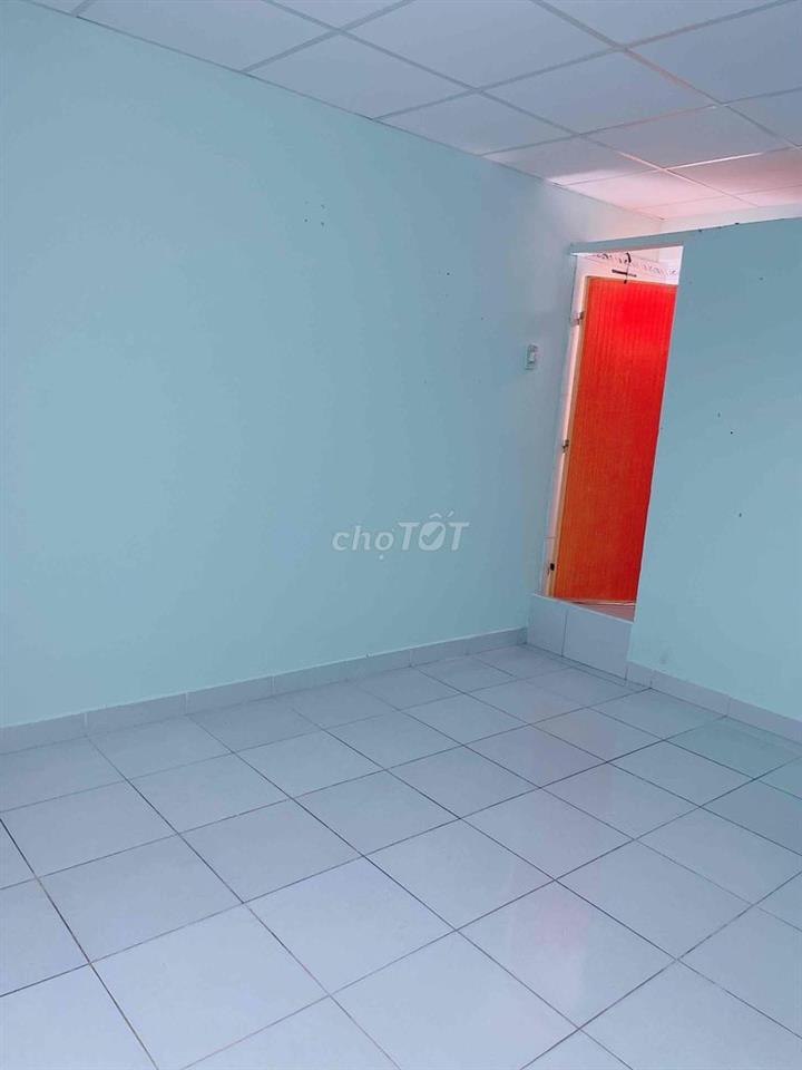 Phòng 2tr8 an ninh sạch sẽ Tôn Đản Quận 4 (Tháng 9 có)