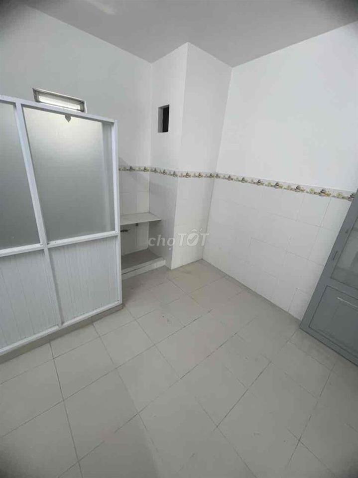 Cho thuê phòng trọ giá rẻ q4
