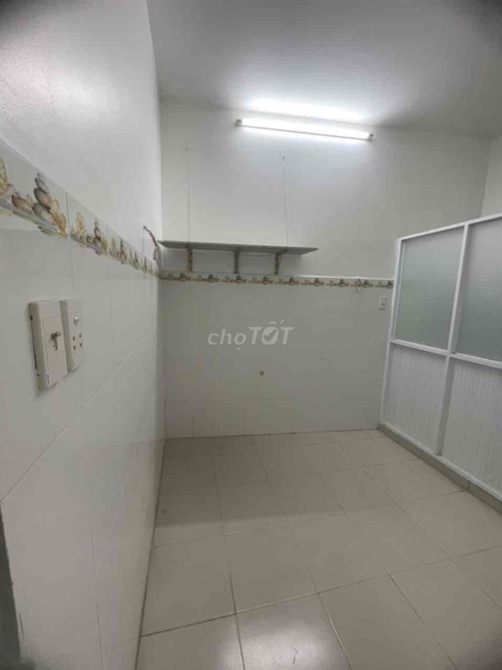 Cho thuê phòng trọ giá rẻ q4