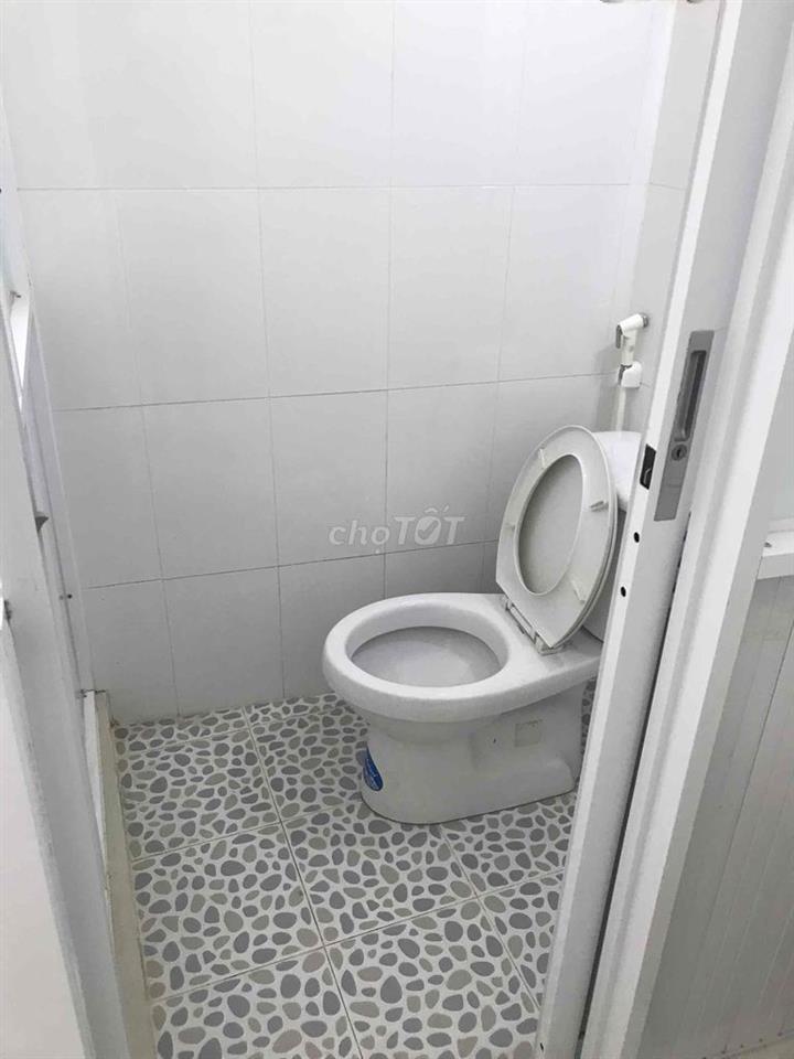 phòng trọ giá rẻ đoàn văn bơ xóm chiếu