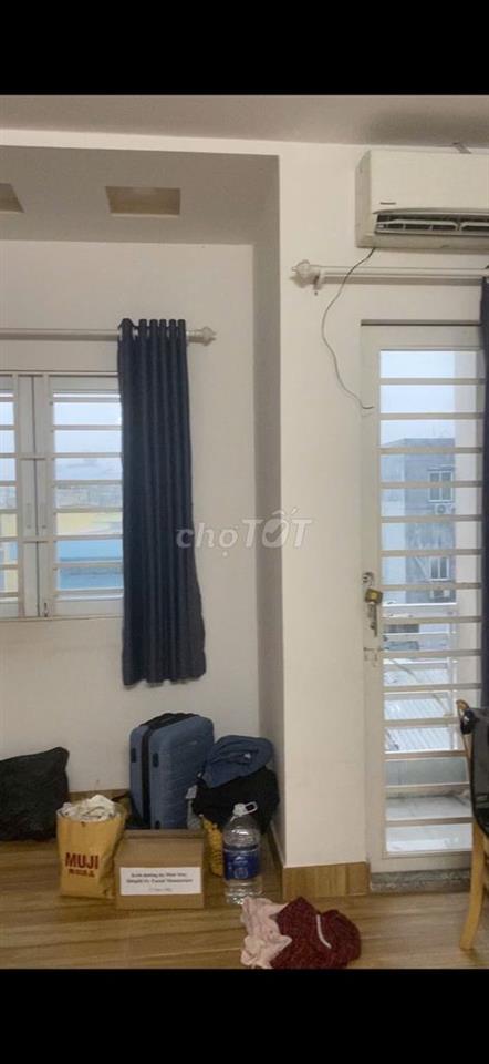 Phòng cửa sổ trời thoáng mát quận 4