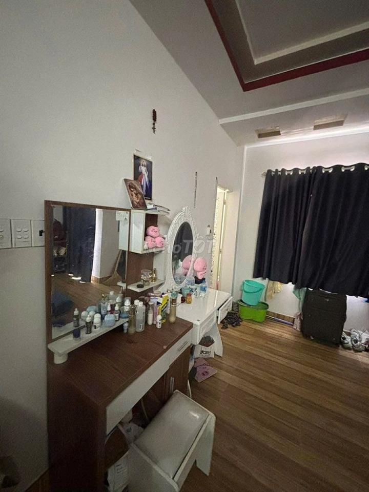 Phòng cửa sổ trời thoáng mát quận 4
