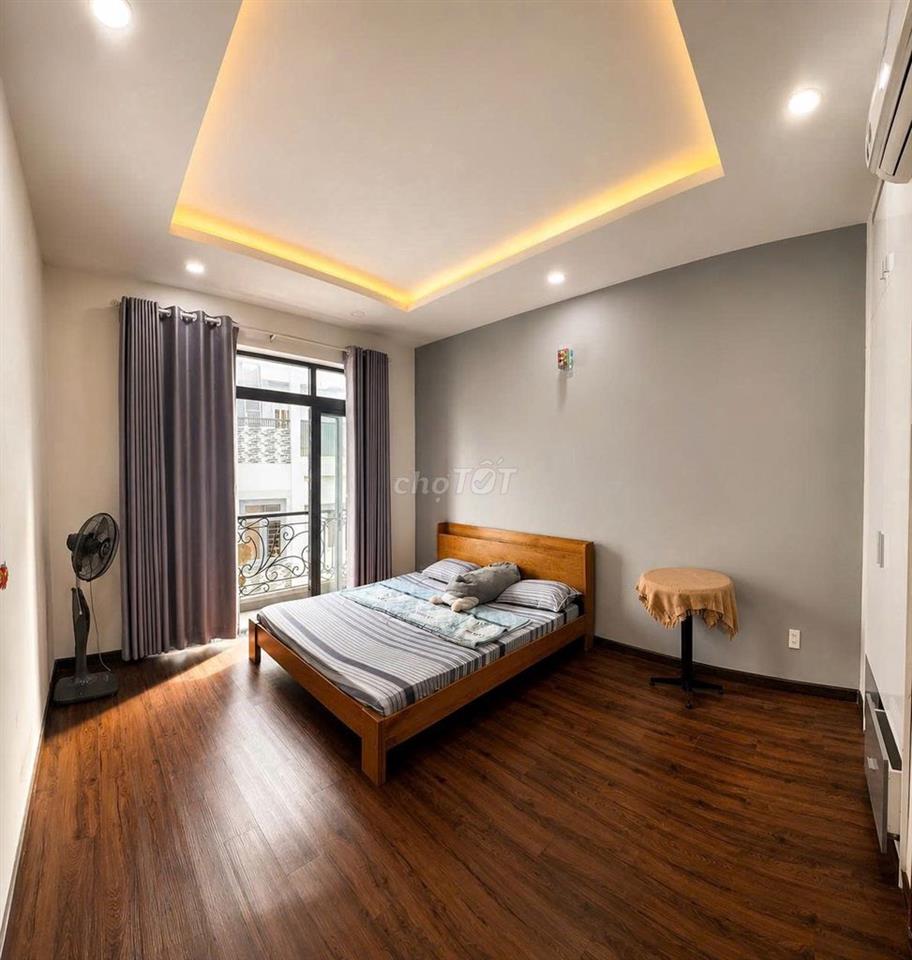 Cho thuê phòng trung tâm Q4 đầy đủ tiện nghi