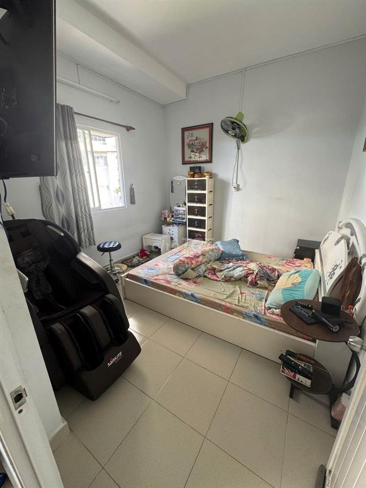 Chính chủ. Bán nhà Q5 lầu 2 ngay BV Đại học Y dược, 3pn, thương lượng