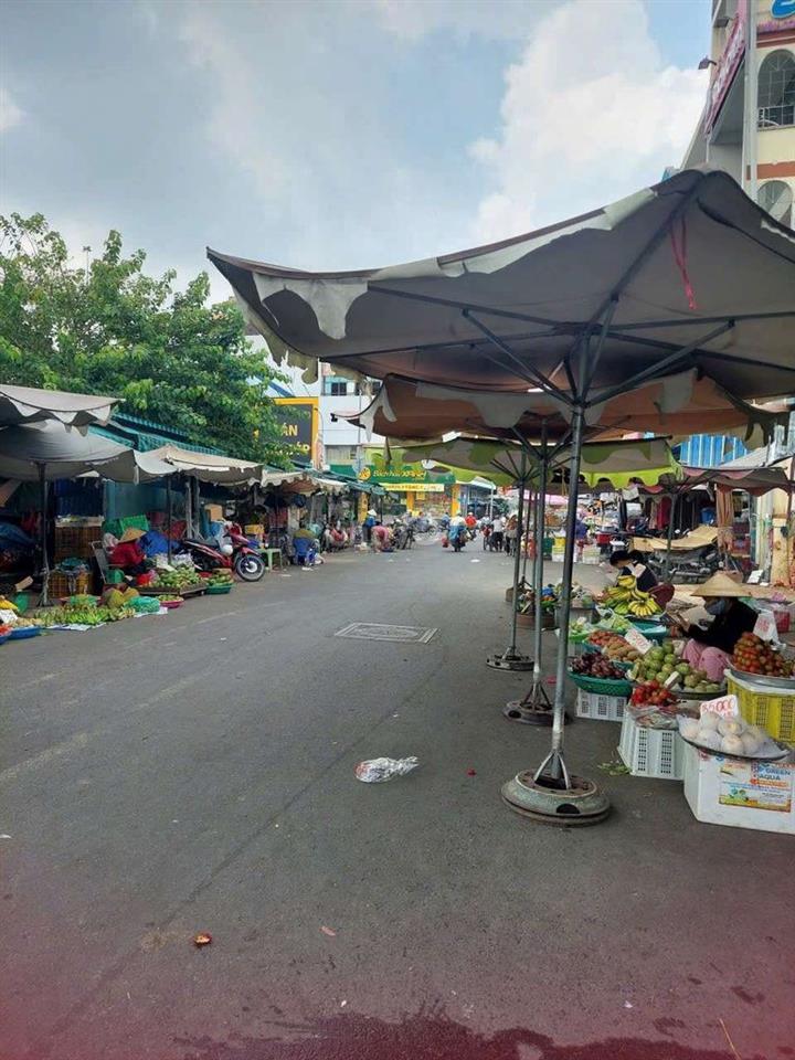 Bán nhà tầng trệt Chung Cư Trang Tử 
