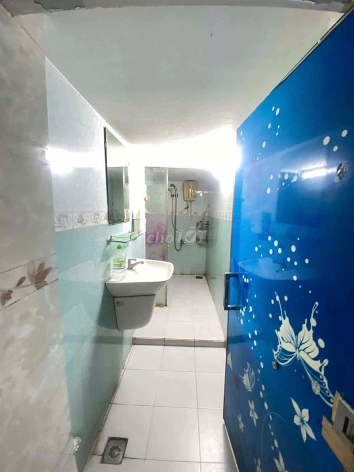 CH QUẬN 5  – NHÀ MỘT ĐỜI CHỦ – CHUNG CƯ 26 NGÔ QUYỀN 2PN GIÁ  1.75 TỶ 