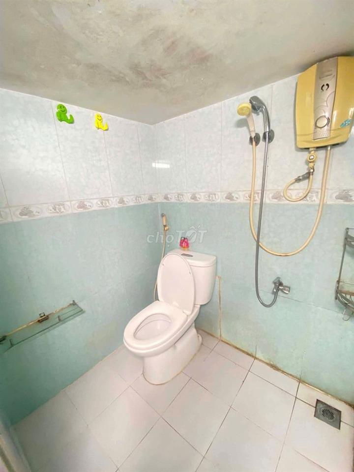 CH QUẬN 5  – NHÀ MỘT ĐỜI CHỦ – CHUNG CƯ 26 NGÔ QUYỀN 2PN GIÁ  1.75 TỶ 