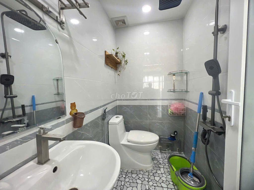  HỘ KHẨU QUẬN 5 CHỈ 3.1 TỶ - NHÀ MỚI ĐẸP Ở NGAY - 2PN 2WC HIẾM CÓ 