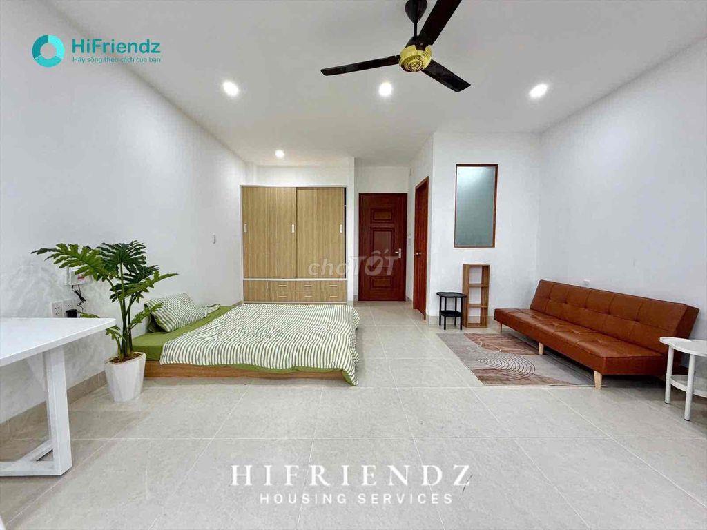 STUDIO FULL NT BANCON - NGAY BẾN XE Q8 - KẾ UEH & VHU - MỚI 100%