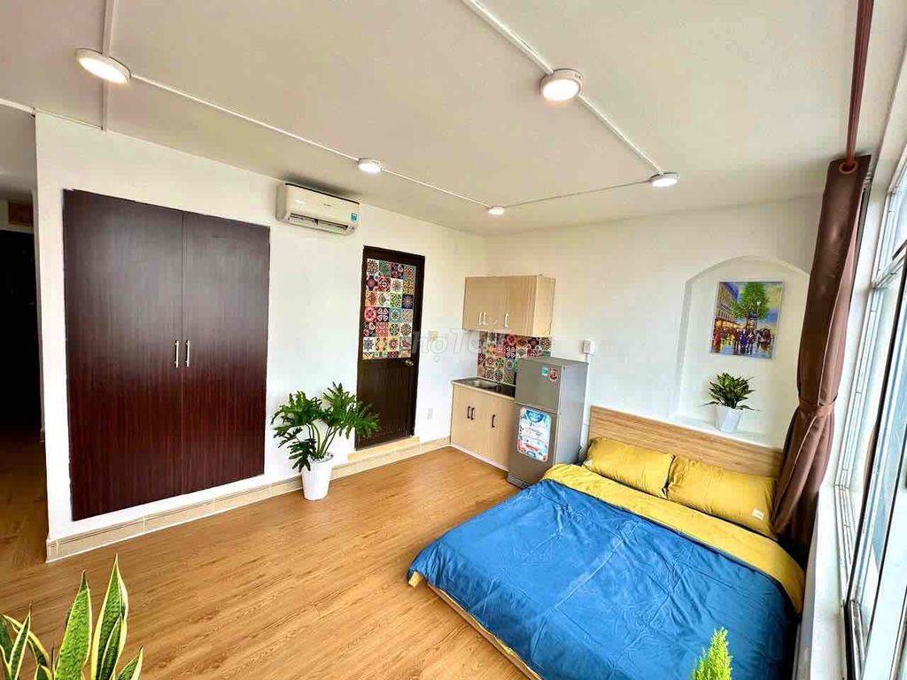 Phòng Xinh Full Nội Thất Thang Máy Duy Chuyển Gần UEH Khoa Học Tự Nhie