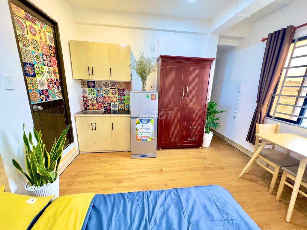Phòng Xinh Full Nội Thất Thang Máy Duy Chuyển Gần UEH Khoa Học Tự Nhie