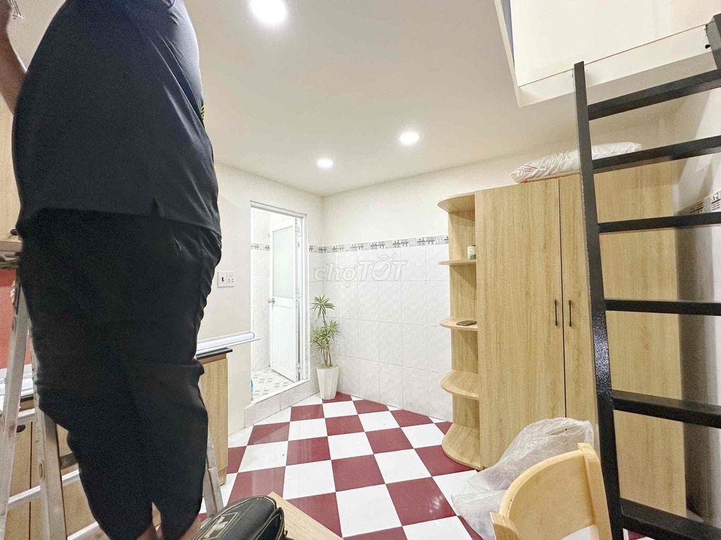 Chủ Vừa Mới Hoàn Thiện Căn Gác Mới Toanh Full Nội Thất Ngay Trung Tâm