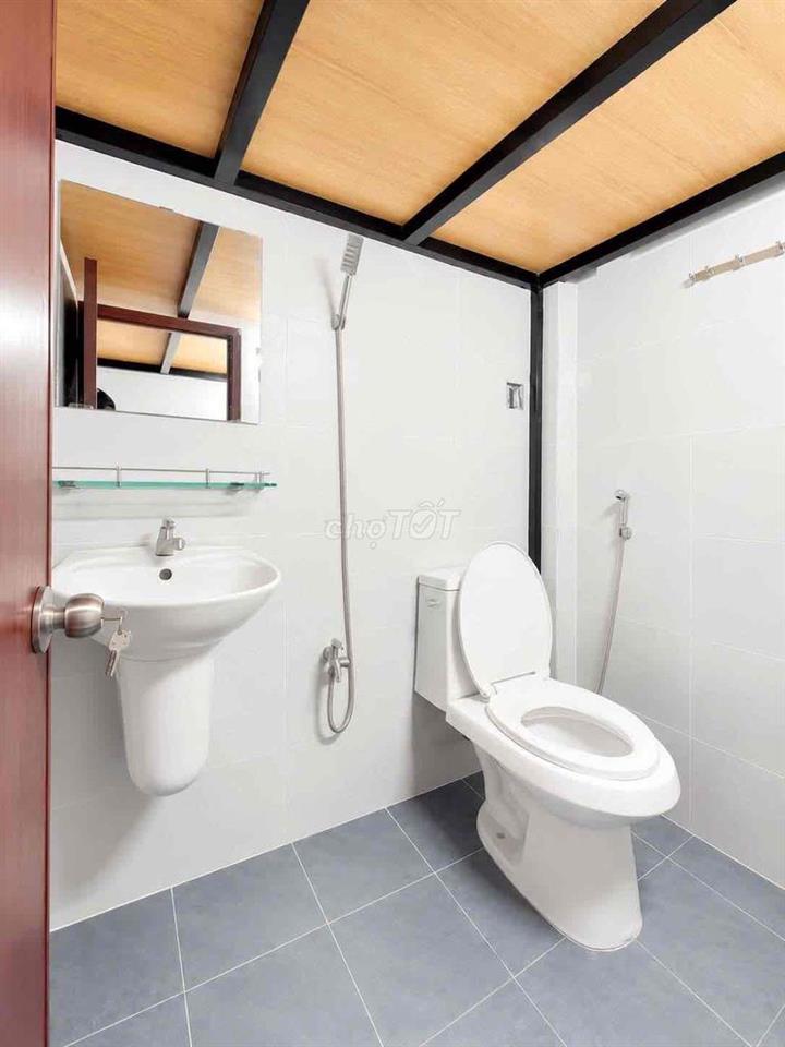 Nguyễn Chí Thanh Q10 - Căn Hộ Duplex Full Nội Thất - Thang máy