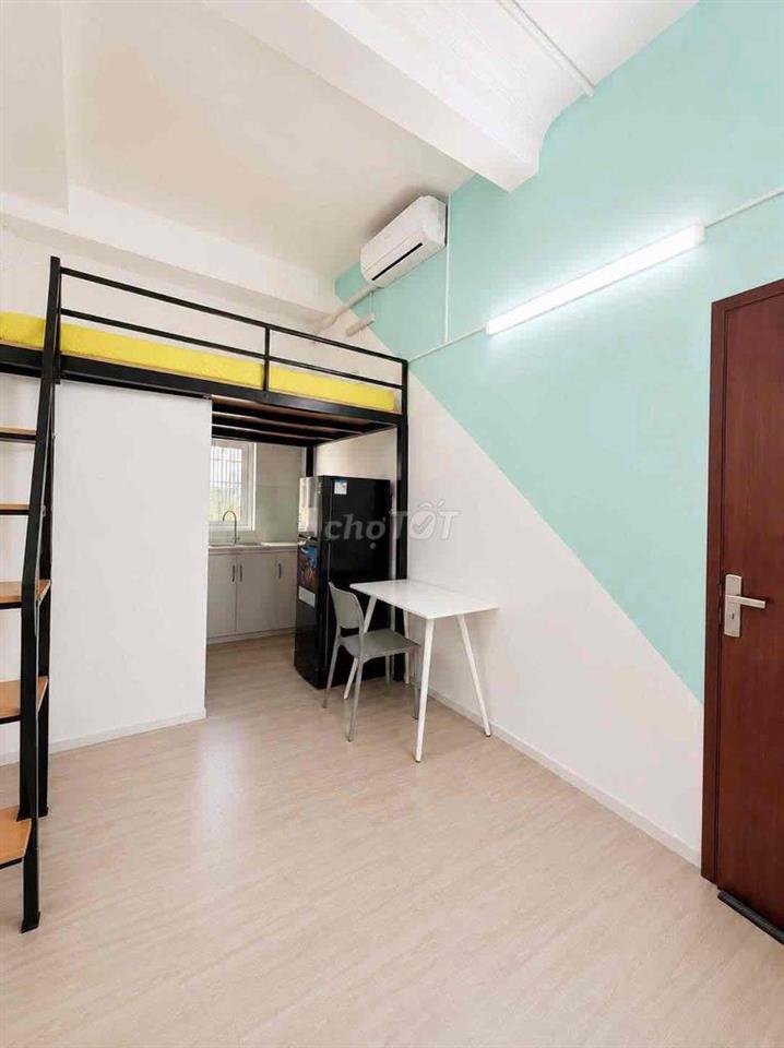 Nguyễn Chí Thanh Q10 - Căn Hộ Duplex Full Nội Thất - Thang máy