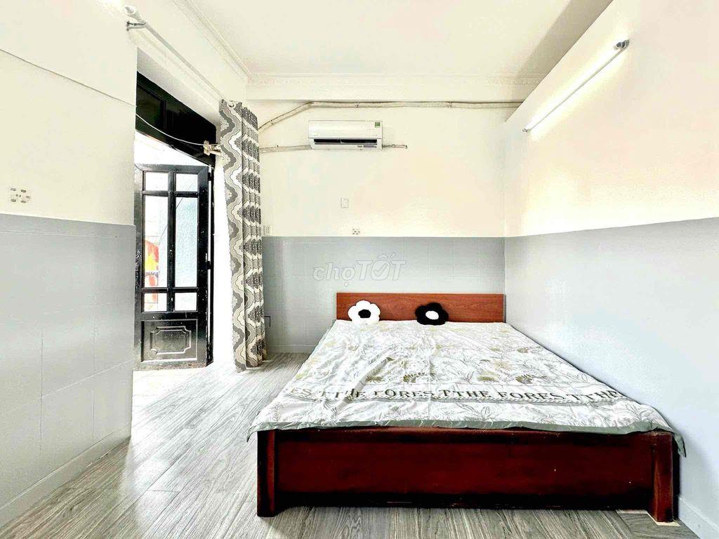 KHAI TRƯƠNG CĂN HỘ DỊCH VỤ - BAN CÔNG - THANG MÁY - VÒNG XOAY PHÚ LÂM