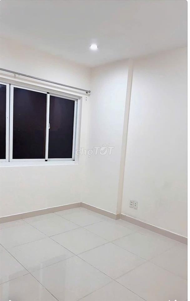 Cho thuê căn hộ đường Hoàng Kim Giao, Phường 5, Quận 8.