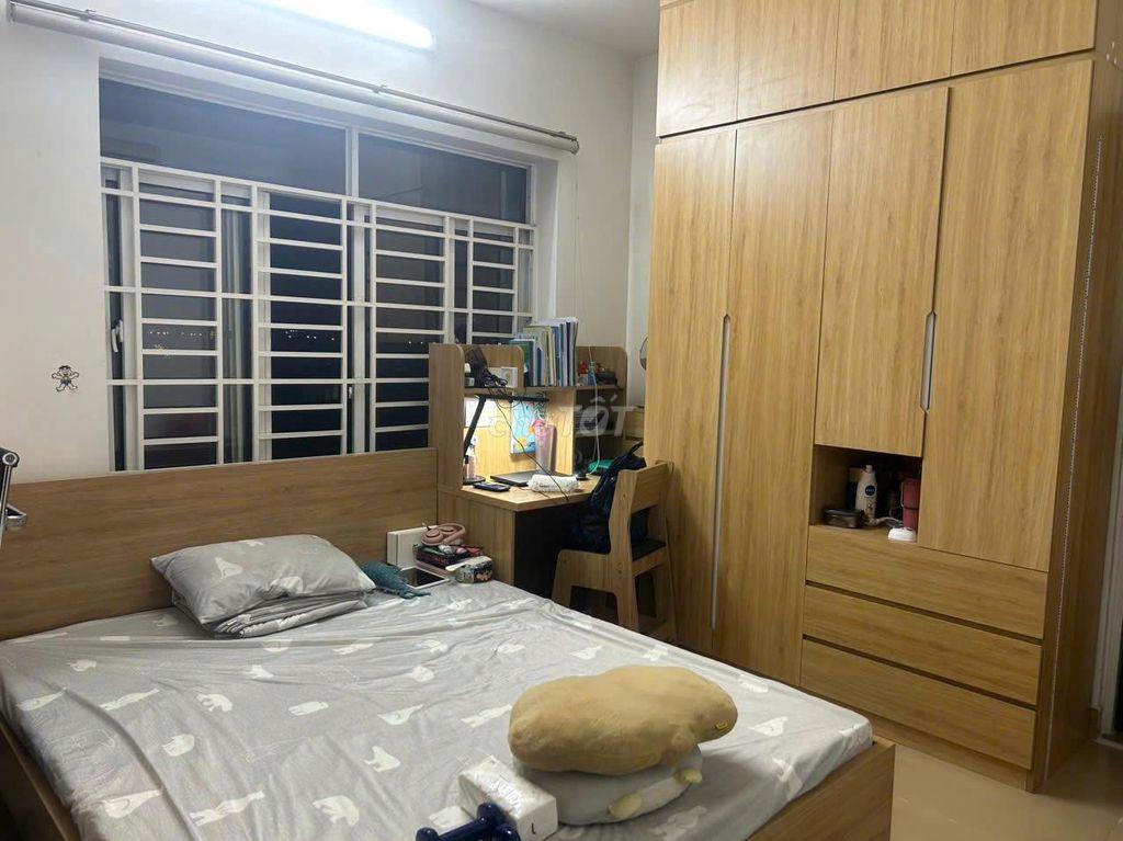 Bán căn hộ C/C Him Lam Nam Khánh, Tạ Quang Bửu, Quận 8.