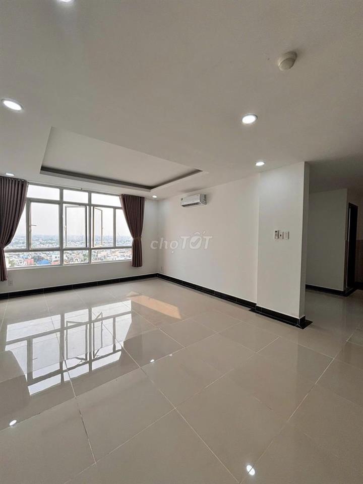 Cho thuê hộ Giai Việt – Duplex thông tầng - 854 Tạ Quang Bửu 