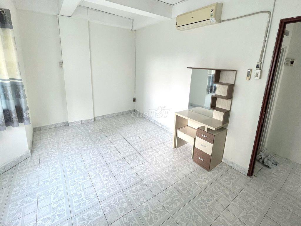 Cho thuê căn hộ chung cư Sư Vạn Hạnh ( tầng thấp ) Q5 – TP.HCM