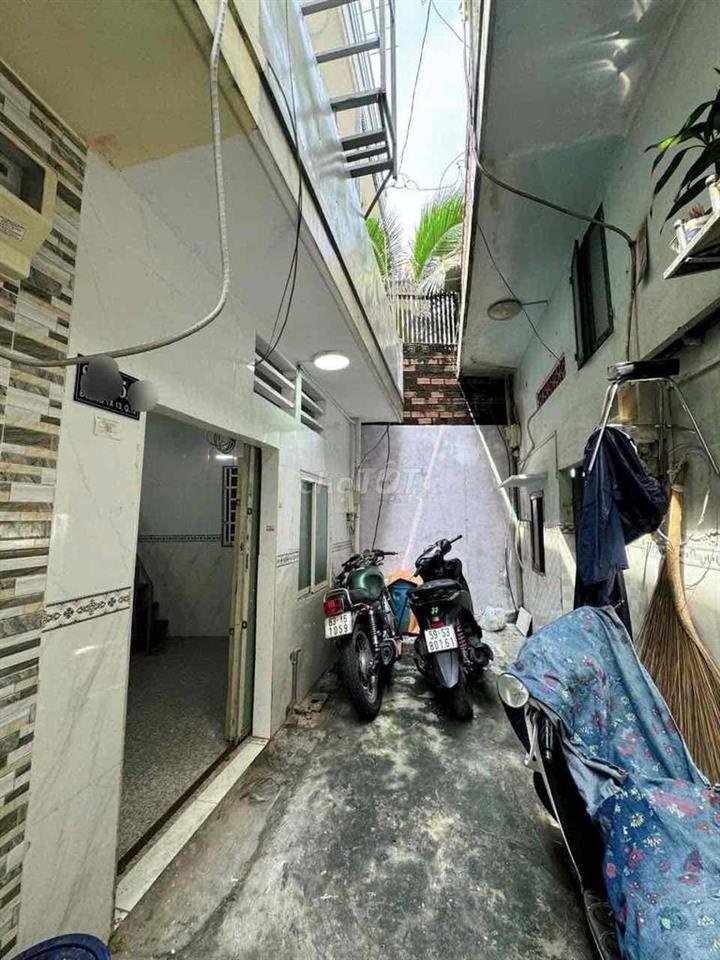 CẦN TIỀN GẤP XẢ LỖ CĂN NHÀ