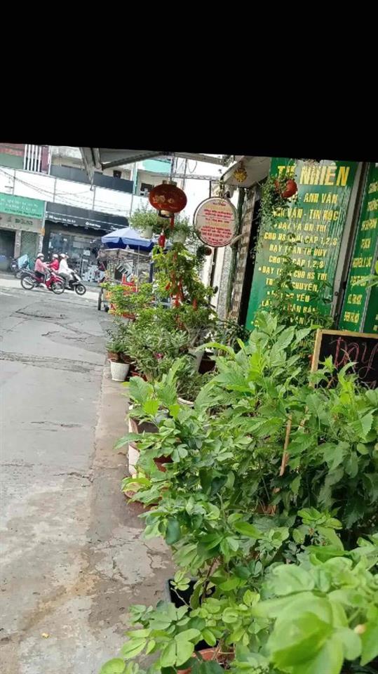 Nhà sát MT hẻm 9 m có dự án phia trước gần dhsg dt 47 m 4 tầng