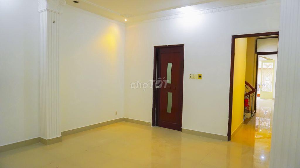 NHÀ 3 TẦNG QUẬN 5 – HẺM Ô TÔ, 2 MẶT THOÁNG TRƯỚC SAU, 5 PHÒNG – 4 WC