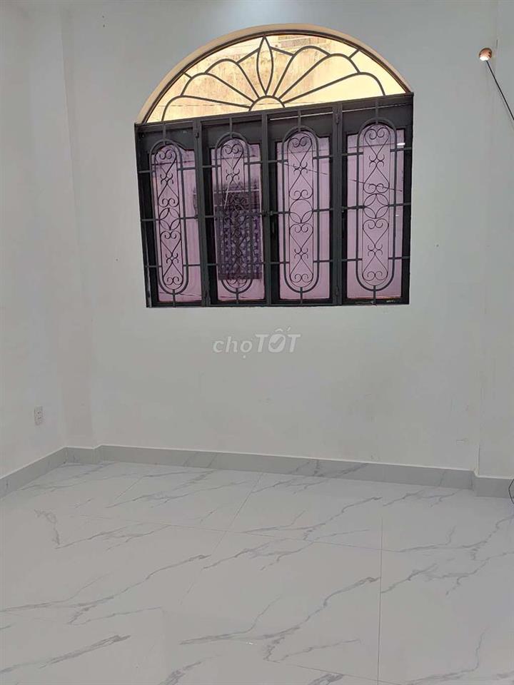 Nhà bán Trần hẻm 572 Hưng Đạo, phường 2, DT: 3,5x7m, giá:2.850 tỷ