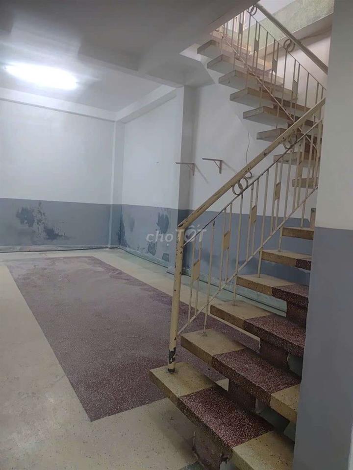 Cho thuê nhà hẻm 216 Dương Bá Trạc, phường 2, quận 8. DT: 6x20m