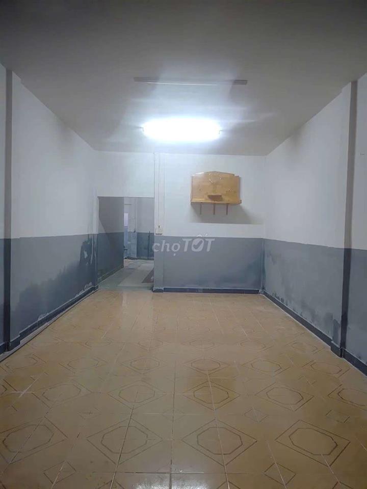 Cho thuê nhà hẻm 216 Dương Bá Trạc, phường 2, quận 8. DT: 6x20m