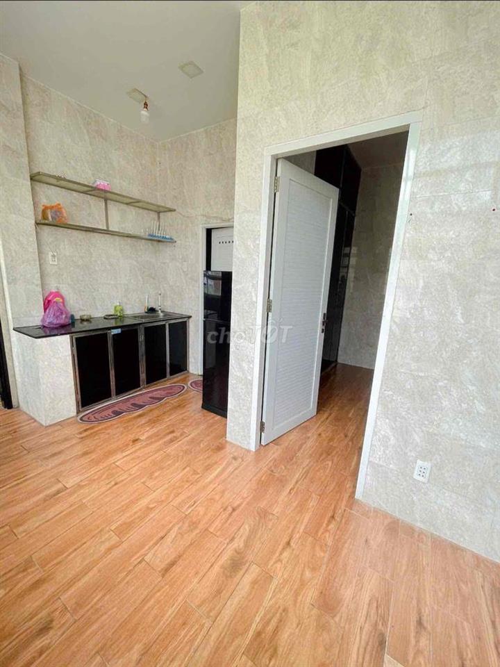 căn góc, mặt tiền khu bàu cát