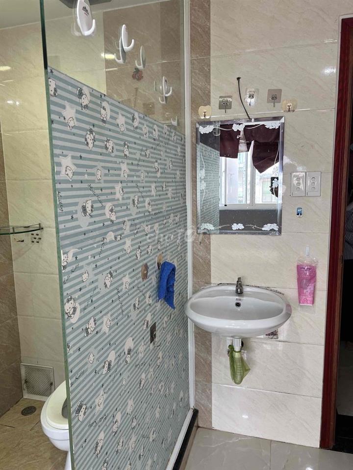 Phòng trọ ban công cửa sổ Ngay lotte Quận 11