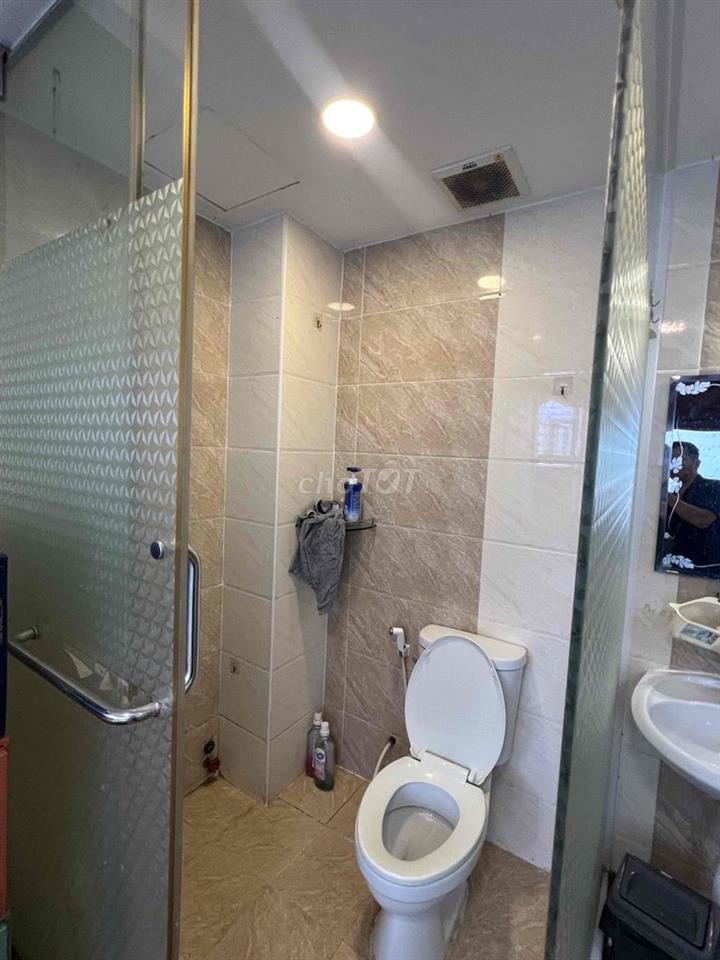 Phòng trọ ban công cửa sổ Ngay lotte Quận 11