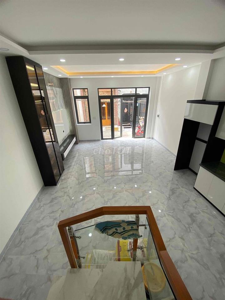 Bán nhà hẻm đường An duong vuong Q5