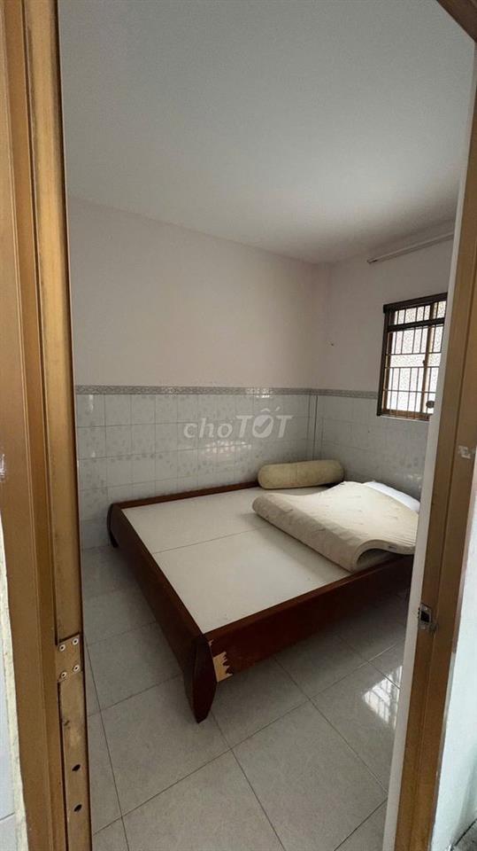 Nhà Quận 5 chợ Xã Tây, gần trường ĐHYD, 4PN, khu người Hoa
